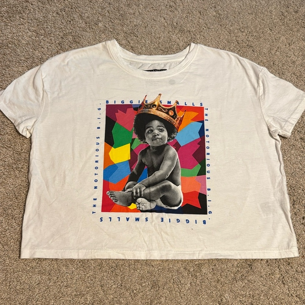 325. Women’s the notorious B.I.G shirt (S)